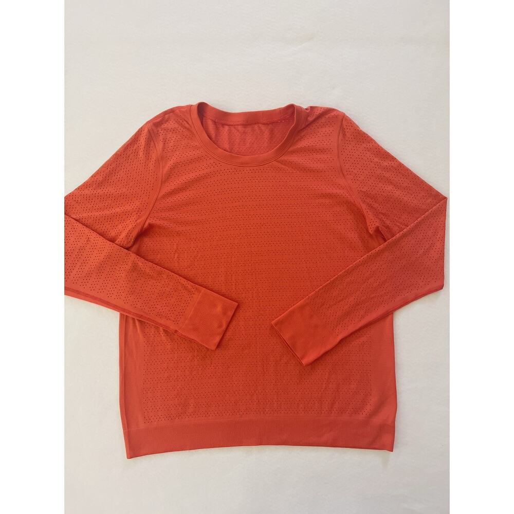 Lululemon Breeze By T-Shirt Women M Orange Long Sleeve Crew Neck Running Stretch